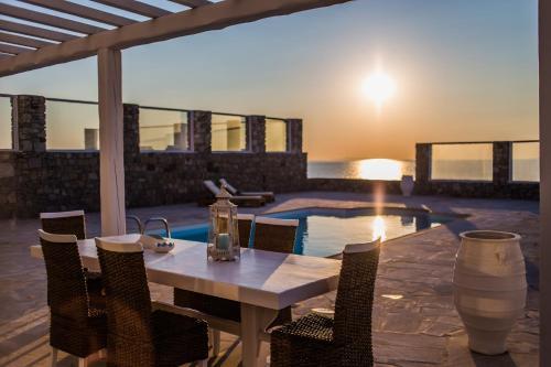 Villa Queen Co By Mykonos Pearls