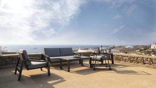 Mykonos Villa Sleeps 16 Pool Air Con