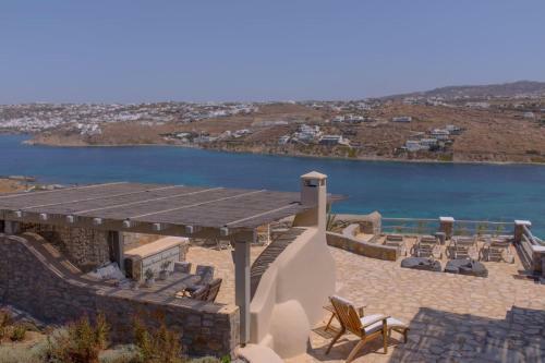 Mykonos Villa Sleeps 9 Pool T478487