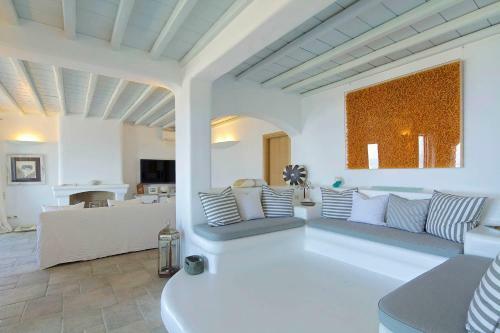 Villa Aegean Treasure