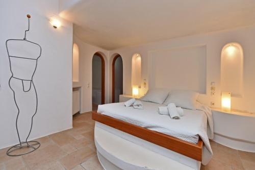 Mykonos Villa Sleeps 14 Pool Air Con