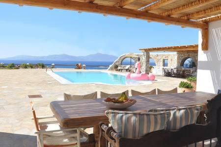 Villa Kanalia Retreat