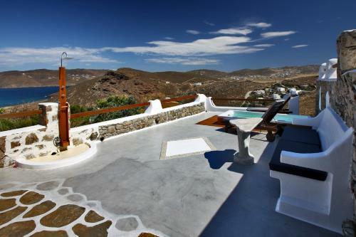 Villa Fulfill Your Holiday Dreams At Panormo Beach