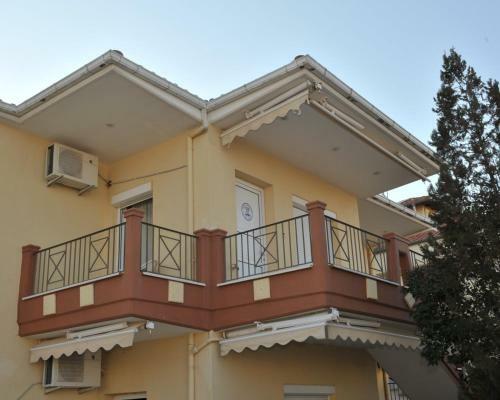 Amaranthos Apartments