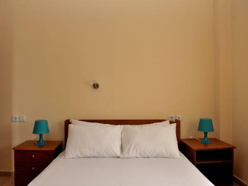 Amaranthos Apartments