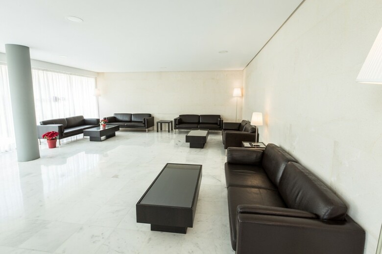 Apartamentos Ele Domocenter