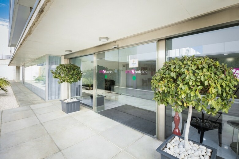 Apartamentos Ele Domocenter