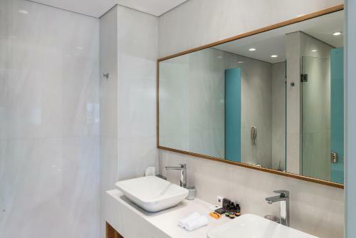 Avra Apartments Venetian Harbour