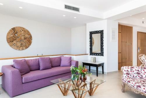 Avra Apartments Venetian Harbour