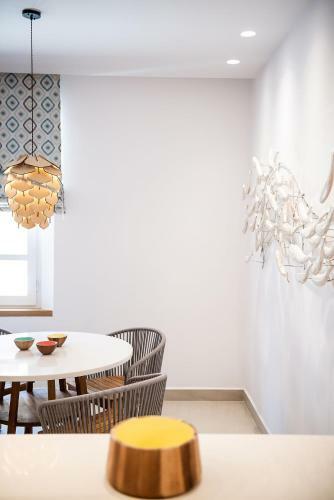 Avra Apartments Venetian Harbour