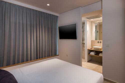 Trianon Luxury Apartments & Suites