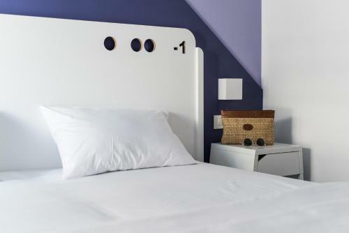 Cocoon City Hostel