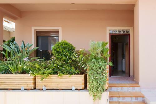 Stylish Home With Terrace & Parking