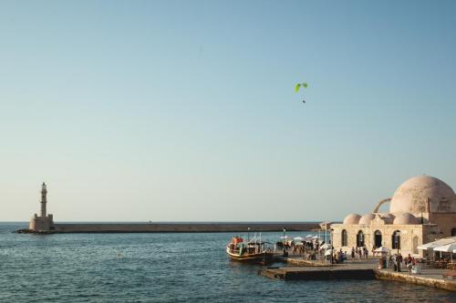 Hostal Chania Inn