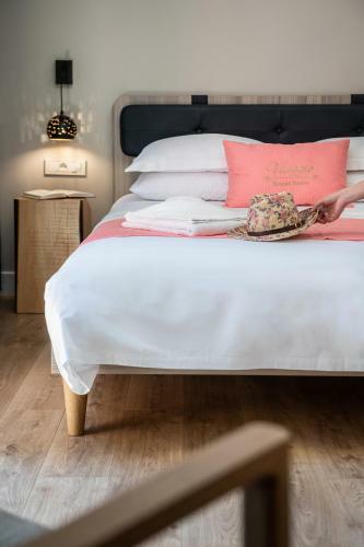 Hostal Viaggio Elegant Rooms