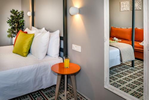 Hostal Mosaic