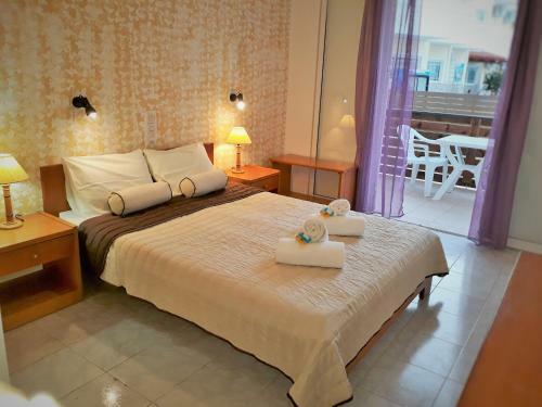Holidays Studios & Apartments