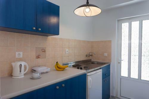 Holidays Studios & Apartments