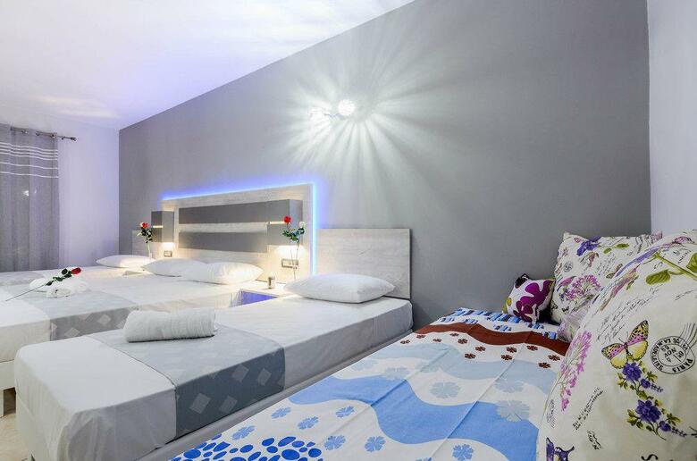 Aeon Hotel