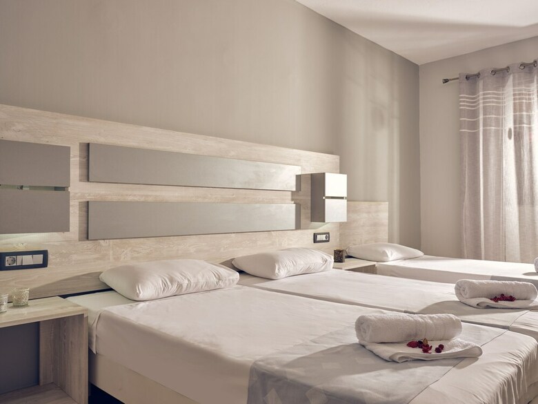 Aeon Hotel