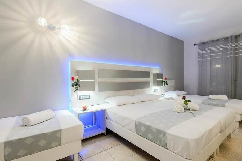 Aeon Hotel