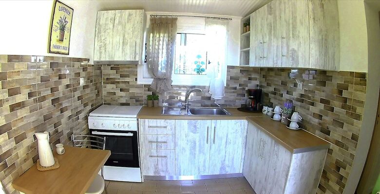 Pretty Sp�ti Holiday Home