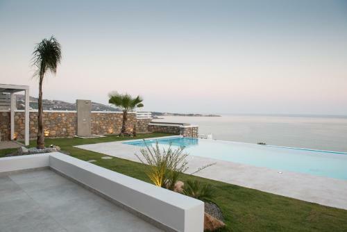 Villa Elements