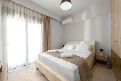 Lardos Luxury Apartments
