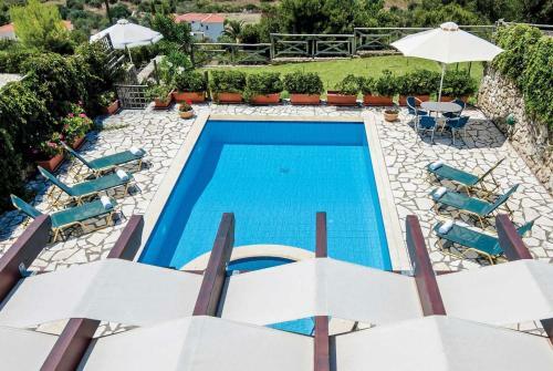Lassi Villa Sleeps 6 Air Con Wifi
