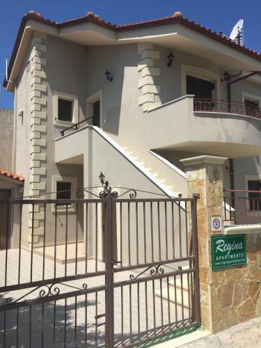Regina Apartments