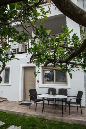 Ak View Apartments
