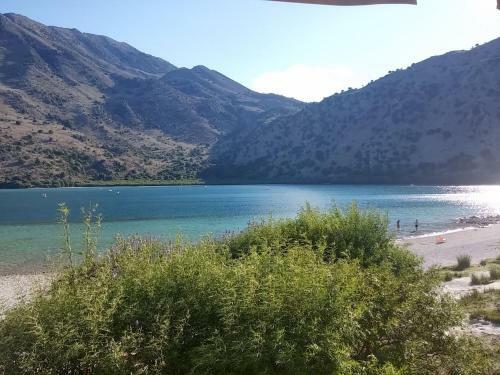 Beautiful Villa Near Sea In Loutra