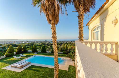 Villa Iris Luxury House