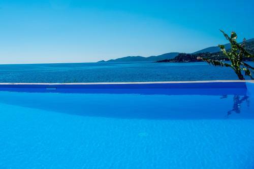 Amarandos Villas
