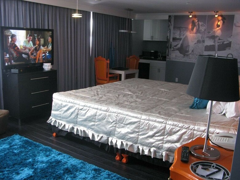 Hotel The Cove By Renzzi