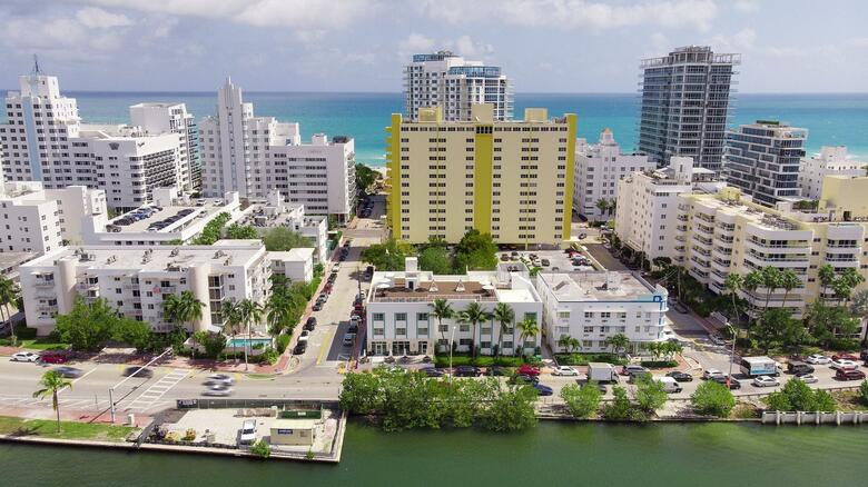 Venezia Hotel Miami