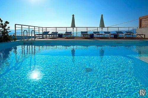 Kokkinon Khorion Villa Sleeps 8 Pool Air Con Wifi