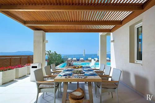 Kokkinon Khorion Villa Sleeps 8 Pool Air Con Wifi