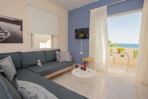 Golden Sun Apartments
