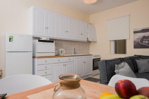 Golden Sun Apartments