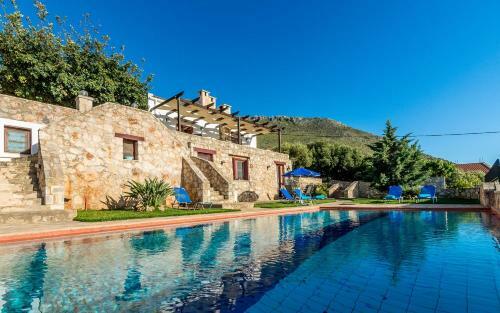 Artemida Traditional Homes
