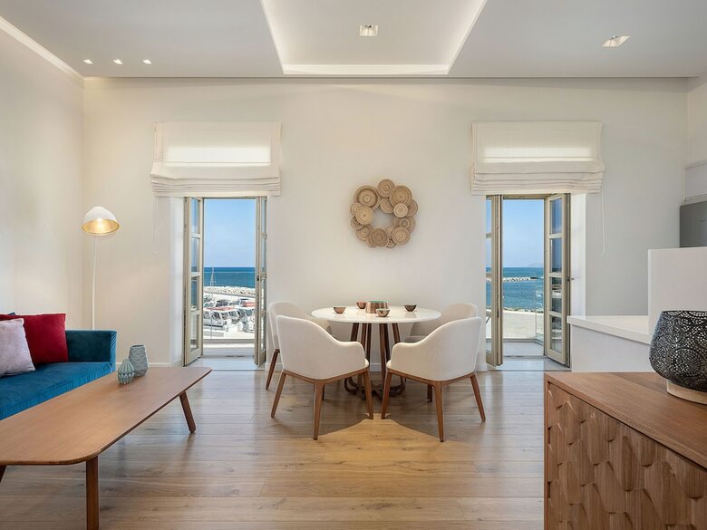 Avra Apartments Kolymbari Harbour