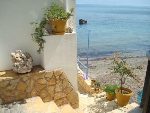 Hostal Ta Vrachakia