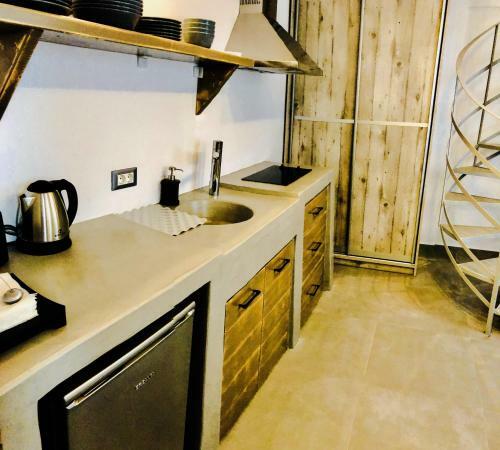 Villa Aeris Suites