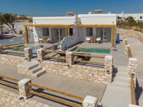 Villa Aeris Suites