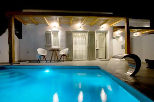 Villa Aeris Suites