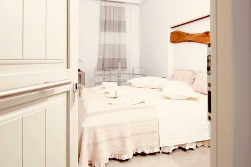 Villa Aeris Suites