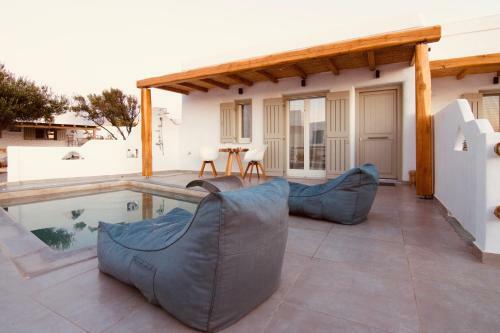 Villa Aeris Suites