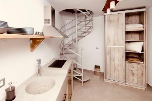 Villa Aeris Suites