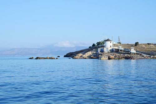 Windmill Villa